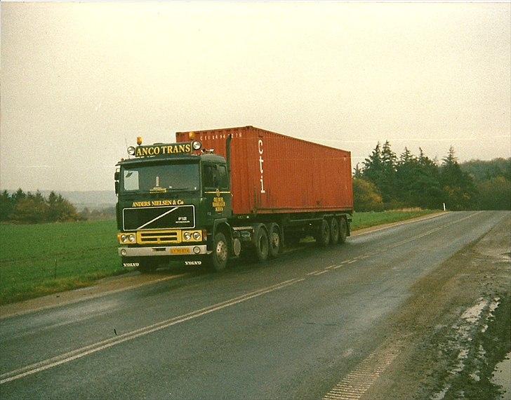 Volvo F12 Intercooler billede 7