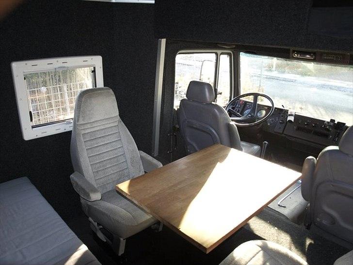 Mercedes 1117 - førerhuset billede 9