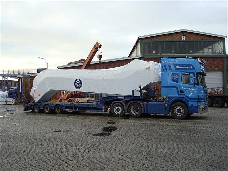 Scania 144 - kørsel med rulletrepe billede 7