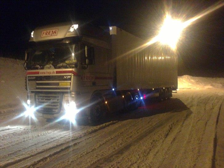 DAF 105.460 - 24/12 lige i stillinge og vende med boxen kun  billede 7
