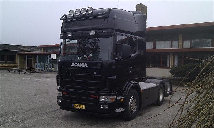 Scania 164L 480 V8 solgt billede 3