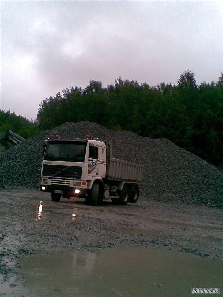 Volvo F12 6x2 - Pukkverket igen ;) billede 6