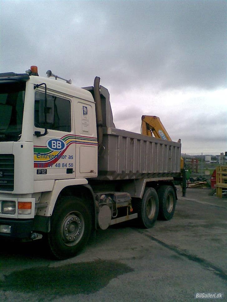 Volvo F12 6x2 - hmm... ja :D billede 12