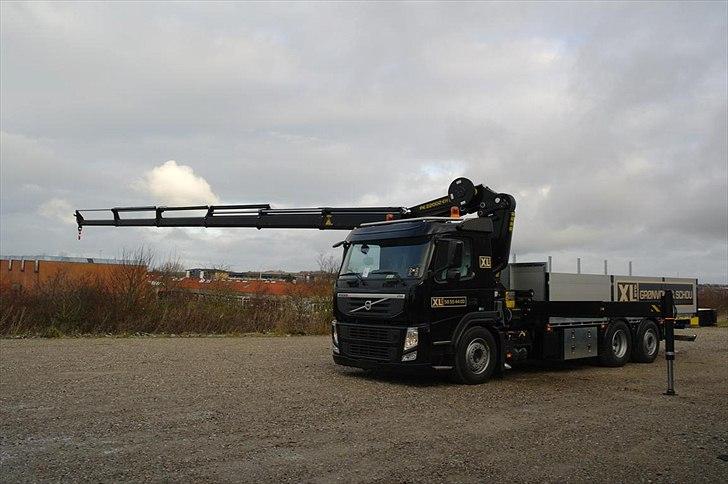Volvo FM 330 6x2 billede 6