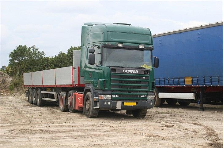 Scania 124 L billede 2