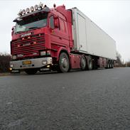 Scania 143