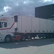 Scania R620 V8
