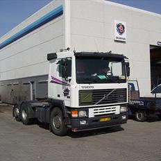 Volvo F12