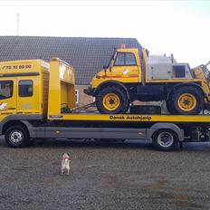 Mercedes unimog 406 Brutalis I