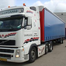 Volvo FH - 6x2 Pusher