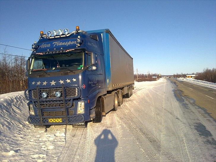 Volvo fh 480 - Holder pause i Finland på vej til Tromsø billede 2