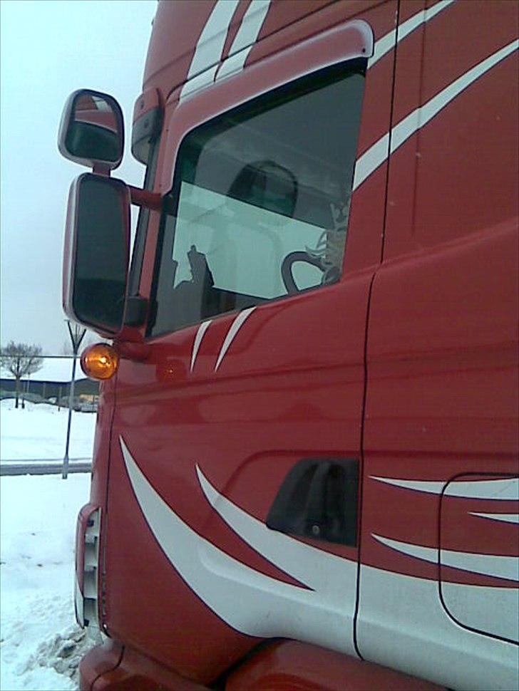 Scania 144-460 - Er lidt gejl med de malede vindafvisere billede 7
