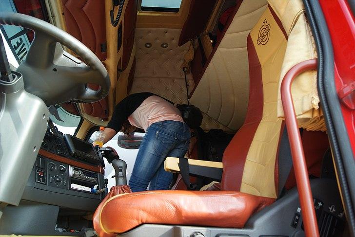 Volvo FH 480 - Indtrækket.. Det man ka se for kærestens bagdel. :p billede 9