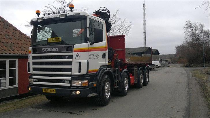 Scania 124c 8x4 billede 1