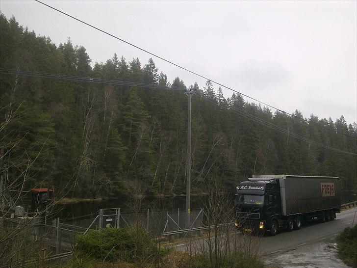 Volvo FH - Holder et sted mellem Fristad og Allingås  billede 8