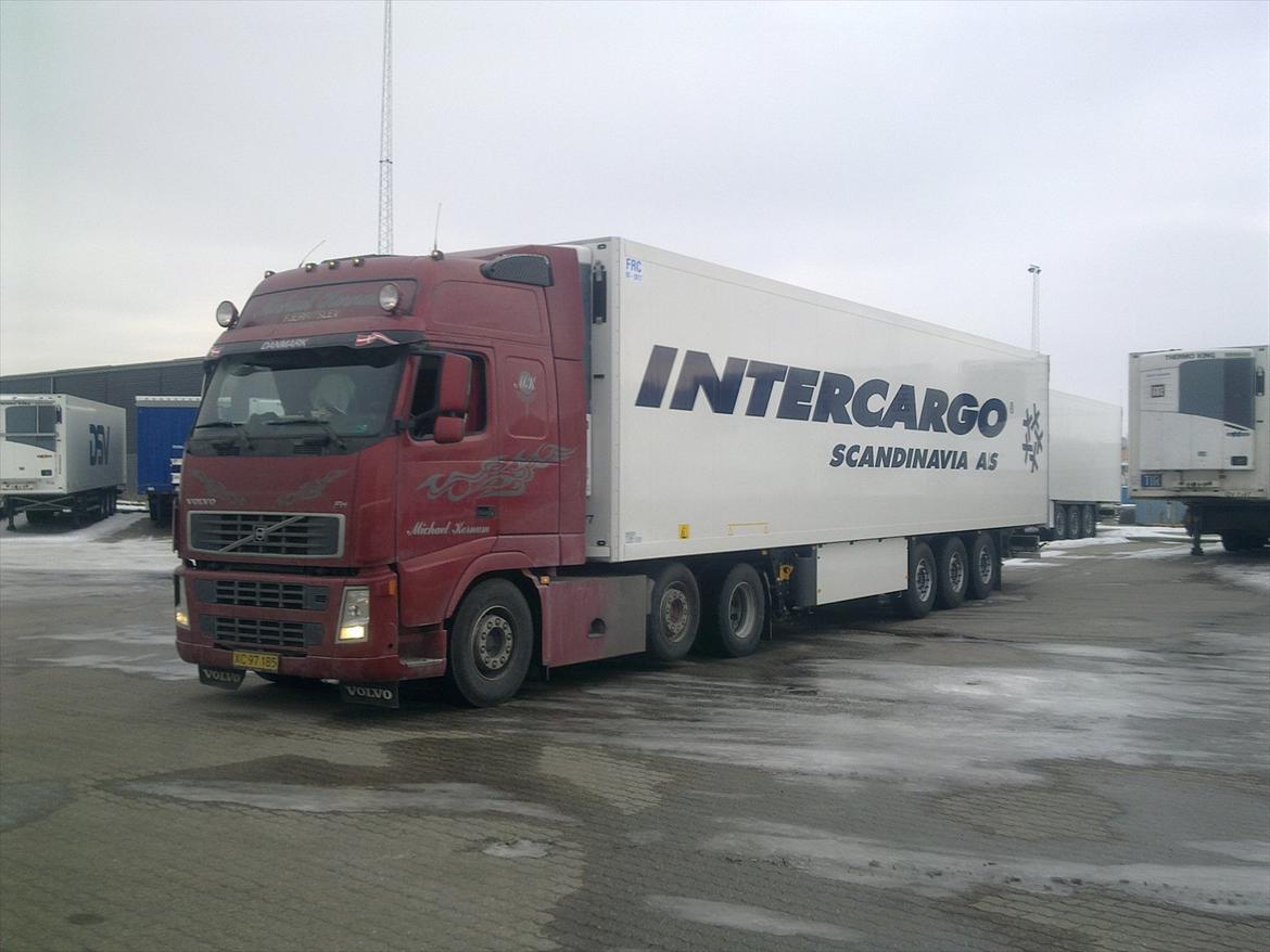 Volvo FH13 - Helt ny trailer afhentet i Padborg billede 12