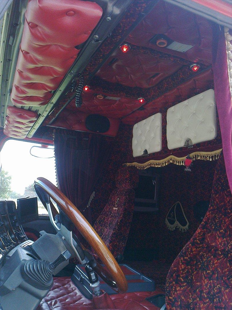 Scania 143 500  - nu med 2 røde lygter mere :) billede 9