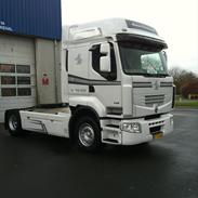 Renault Premium