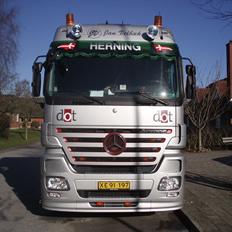 Mercedes Actros 1844