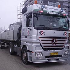 Mercedes Actros 1844