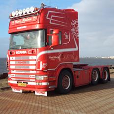 Scania 164 V8