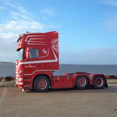 Scania 164 V8