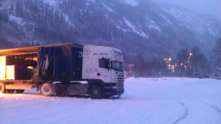 Scania R500 - Losning Rjukan Komunesenter billede 14