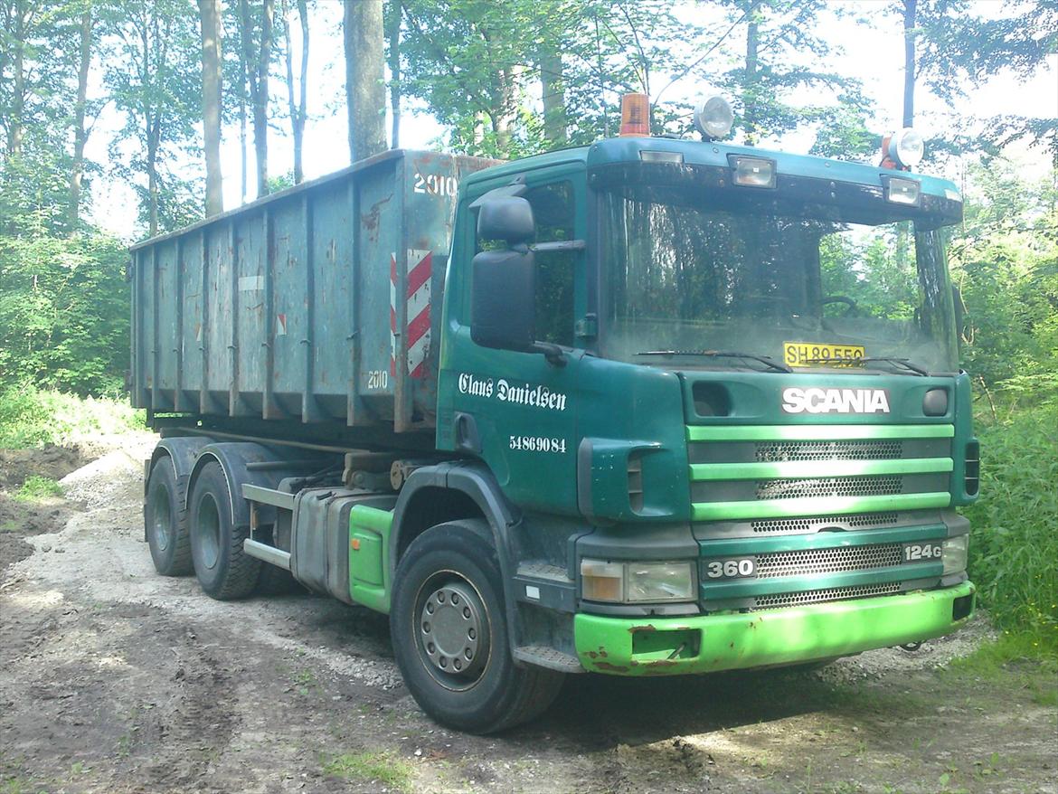 Scania 124 - Tja, var lige en tur i skoven med et læs knust beton til min far. billede 6