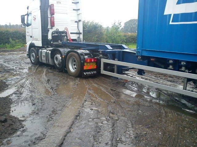 Volvo FH12 - det mudrede hul billede 6