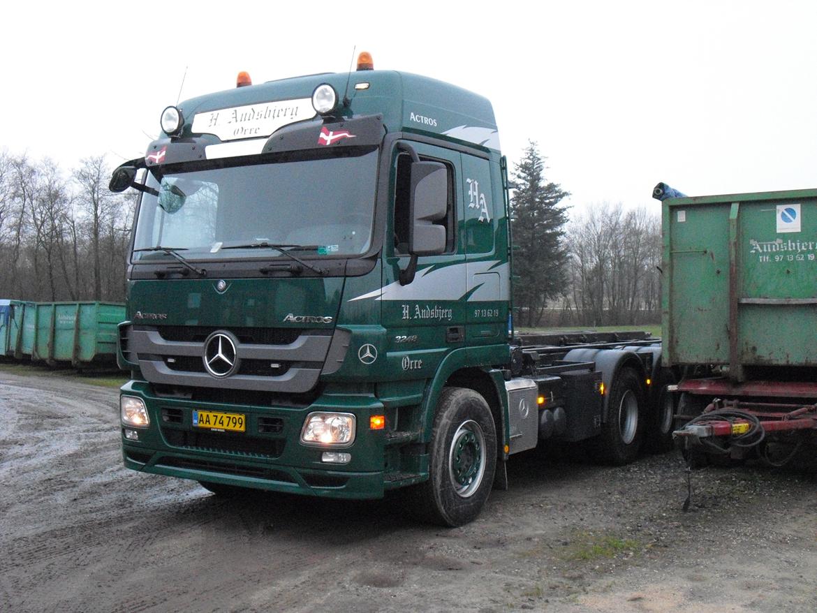 Mercedes Actros 3248 billede 2