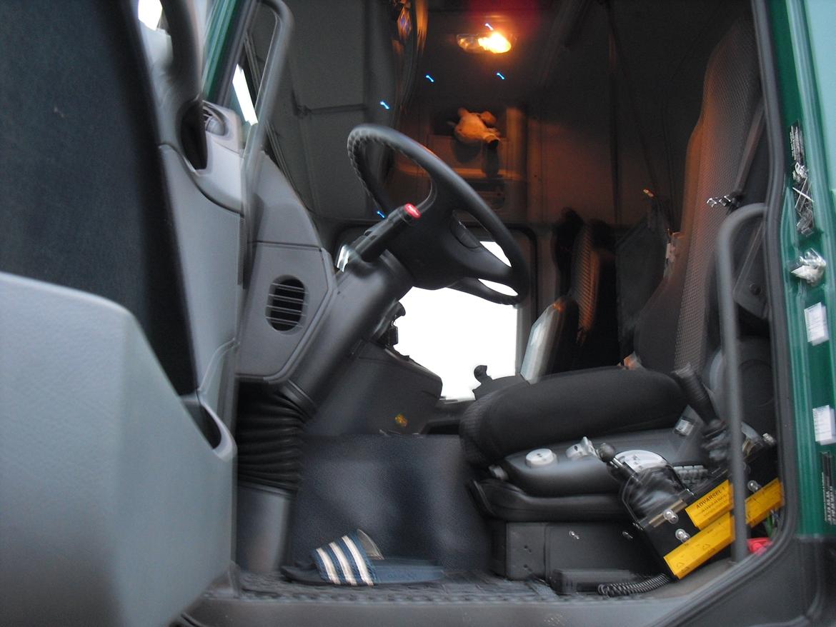 Mercedes Actros 3248 billede 8