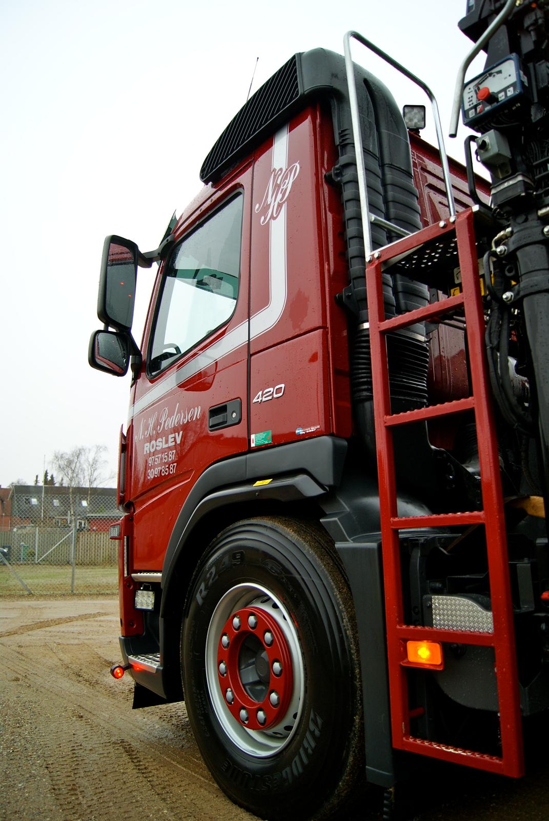 Volvo FM 420 8x2/6 - Stige op til kranen. billede 13