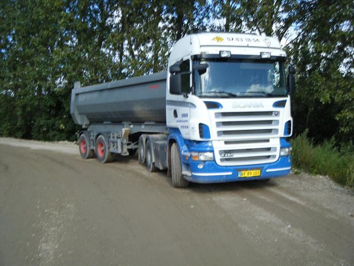 {{currentPhoto.altText}} billede {{currentPhoto.number}}