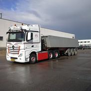 Mercedes ACTROS big space 2651