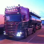 Scania Scania R620