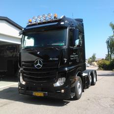 Mercedes Actros Big Space 2545 mp4