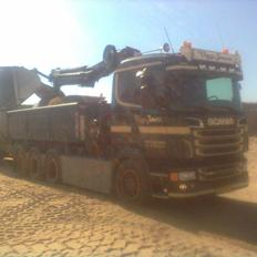 Scania R560