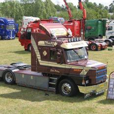 Scania T143 - STREAMLINER