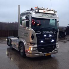 Scania R560