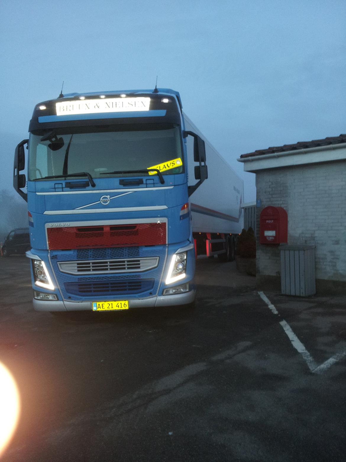 Volvo FH "Tomattraktoren" - Levering v. Super Spar i Kirke Såby.. billede 4