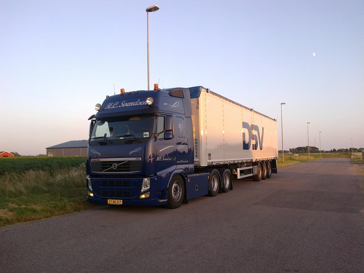 Volvo FH500 - Hvil ved Erikslund i Sverige inden turen går mod Hyltebruk :)  billede 8