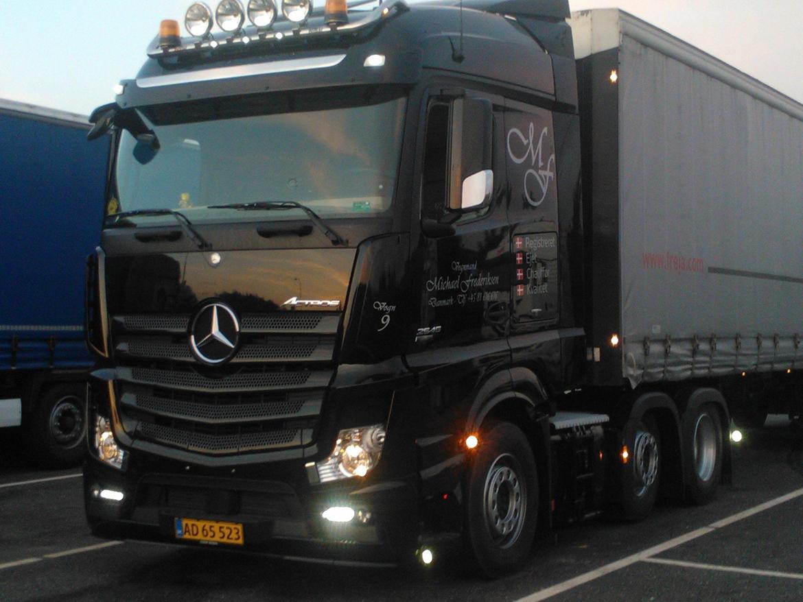 Mercedes Actros Big Space 2545 mp4 billede 4