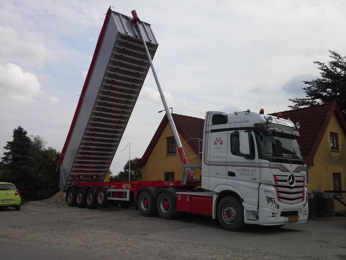 Mercedes ACTROS big space 2651 billede 10