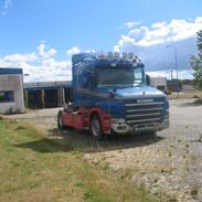 Scania T 144