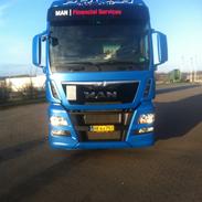 MAN TGX