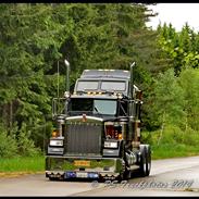 Kenworth W900