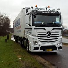 Mercedes Actros mp 4 2545