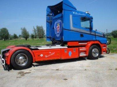 Scania T 144 billede 2