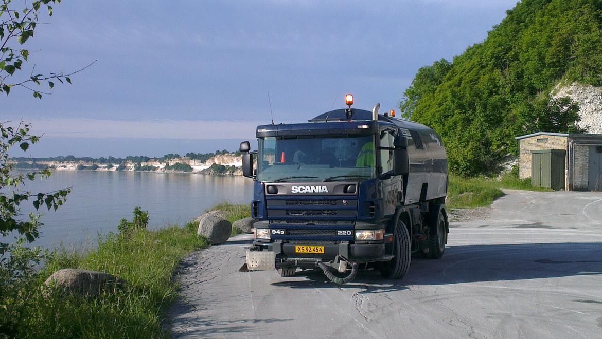 Scania D 94 P 220 billede 1