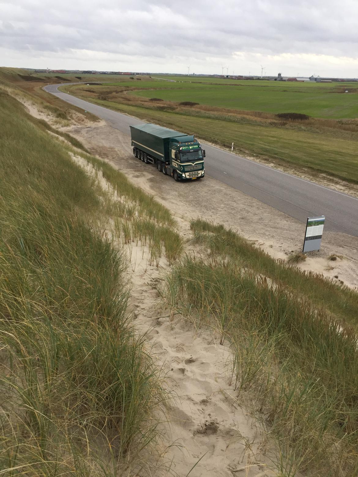 Volvo FH 500 Globetrotter - Var lige en tur i klitterne billede 3